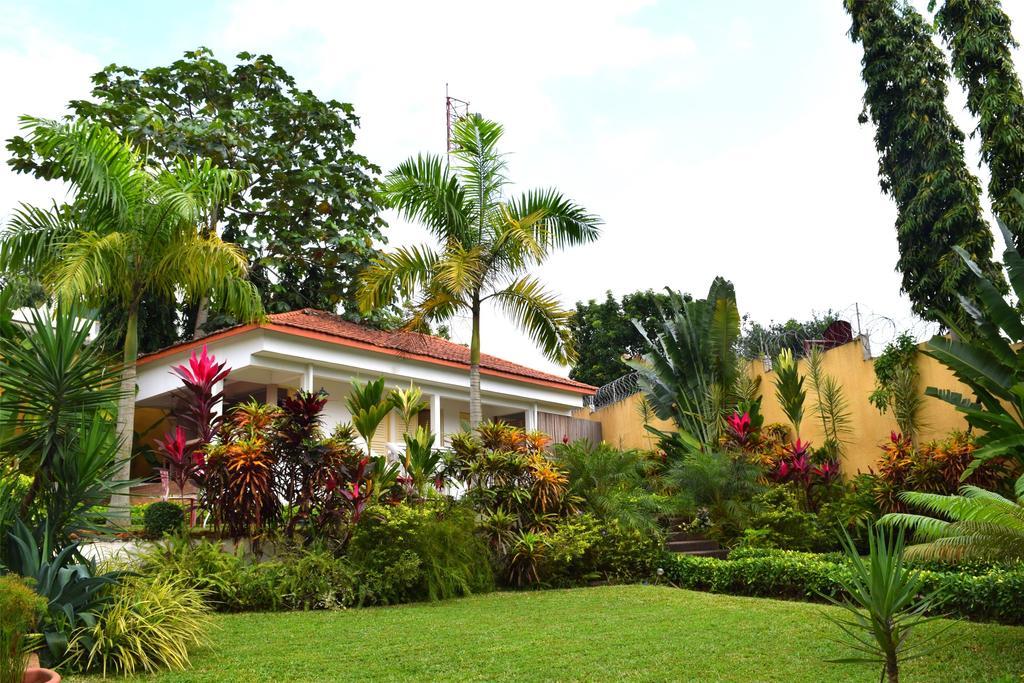 Villa Oasis Abidjan Exterior photo